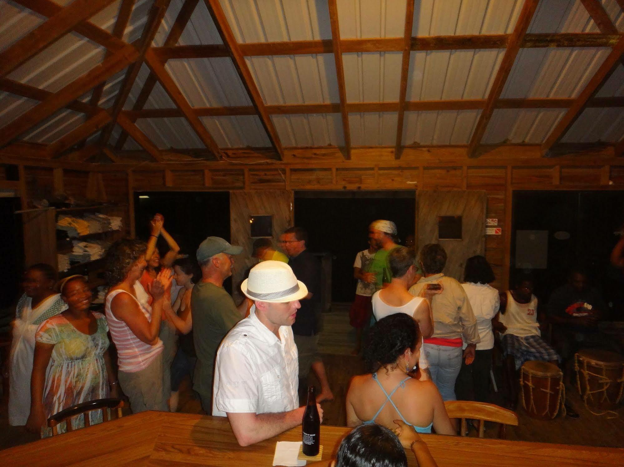 Isla Marisol Resort Bagian luar foto